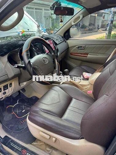 TOYOTA FORTUNER XĂNG 2 cầu 7 chỗ 2009 giá 3xx tr