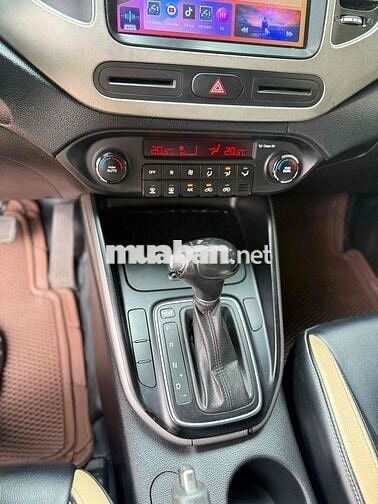 Bán Kia rondo sx 2016 bản 1.7 số tự độg máy dầu