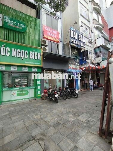 Cho thuê MBKD Tầng 1 góc ngã tư mặt đường Trần Khát Chân,vỉa hè 6m