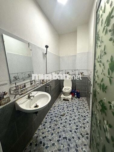 Nhà cho thuê Trương Phước Phan (4PN 3WC) hẻm 4m cụt, nhà trống ở ngay