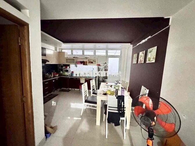 Bán nhà ngang 4.6m, 4 tầng lầu, đường thông xe tải, phường 6, gò vấp