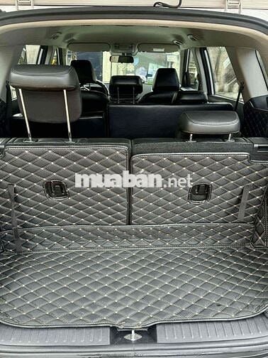 em cần ra đi con xe Kia Carens cuối 2023