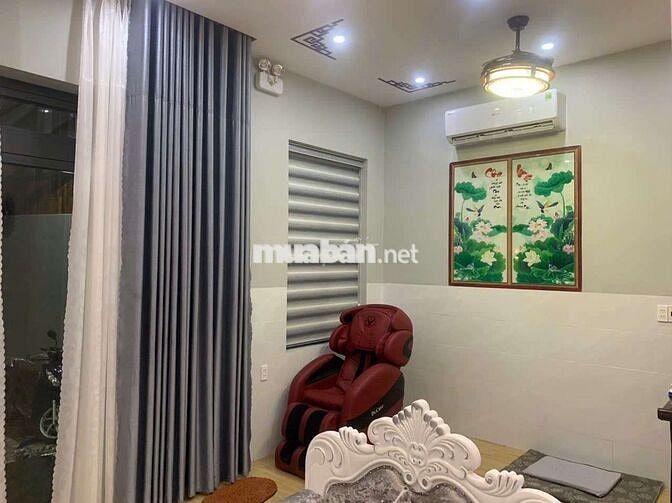 BÁN NHÀ 150M2 ĐƯONG XE HƠI NGỦ NHÀ MỚI TINH TẶNG LUÔN NỘI THẤT