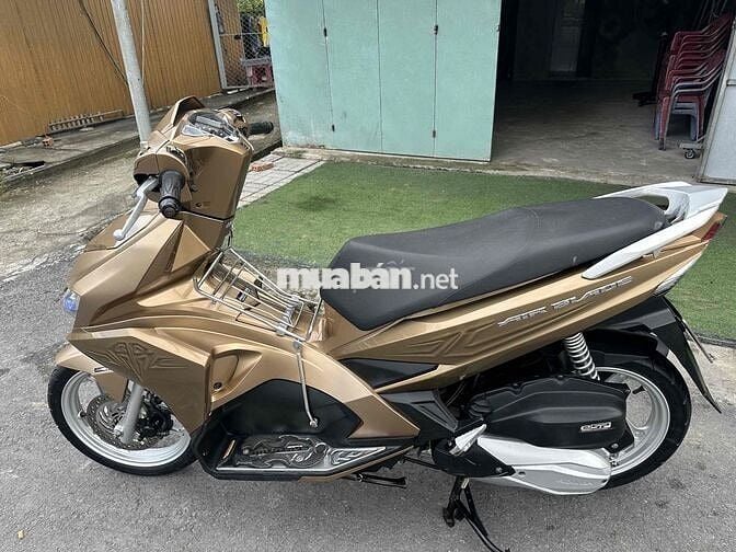 Honda Air Blade 125 ( góp cần cccd không nợ xấu )