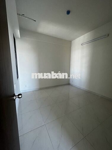 Bán căn hộ green river quận 8 3 phòng ngủ-2wc nhà trống, đã có sổ hồng