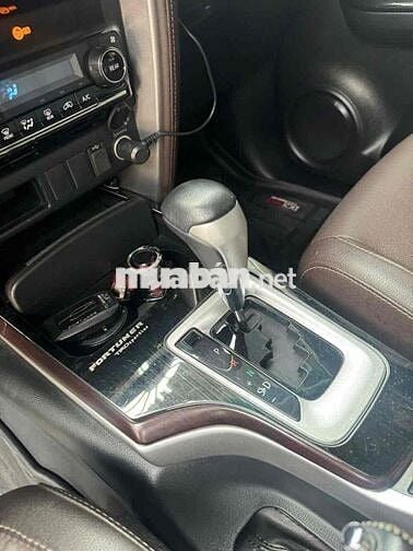 TOYOTA FORTUNER 2.7V 4x2 SIÊU LƯỚT 19 NGÀN KM