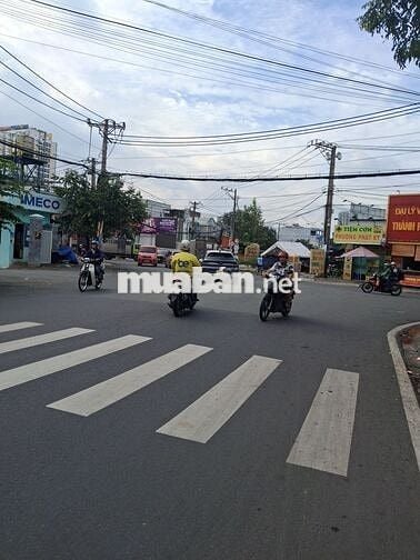 Bán lô đất cực đẹp mặt Tiền gần PVĐ vad Đào Trinh Nhất