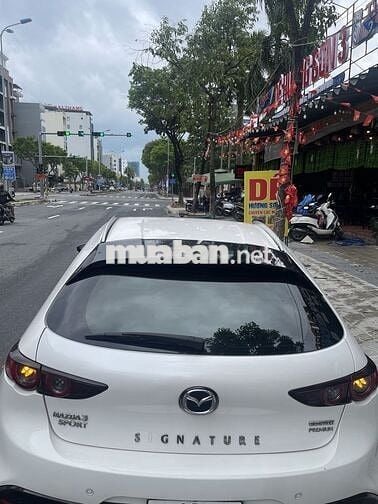 Mazda 3 2021 2.0L Sport Signature Premium - 33k km