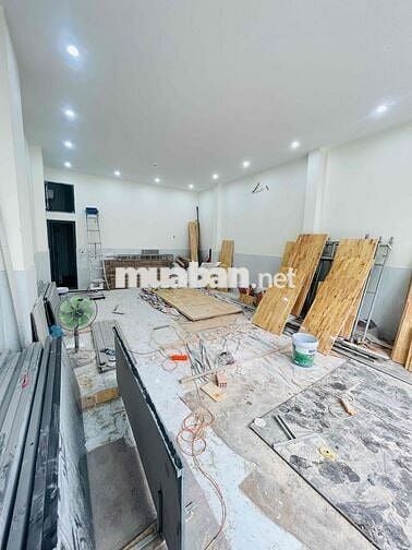 Cho Thuê Mặt Bằng Ngay Phan Đăng Lưu và Lê Thanh Nghị