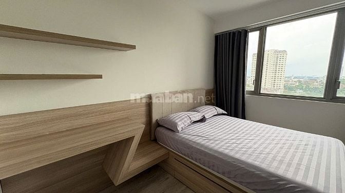 Cho thuê Hưng Phúc 1, dt 82m2, căn góc, 2 ban công view nguyễn lương b