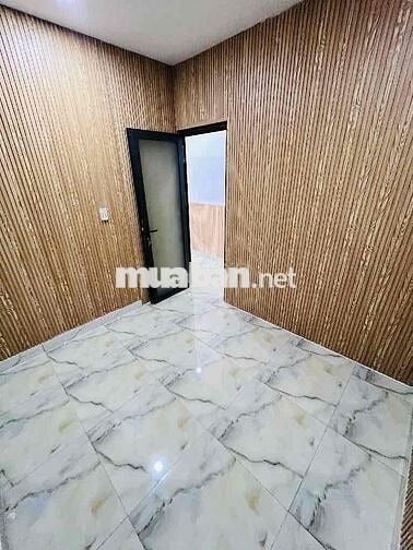 Nhà mới vào ở ngay, Khu Làng ốc Dương Bá Trạc,  Trệt, 1 Lầu, 2PN