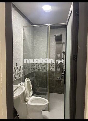 Cho Thuê Nhà Đẹp Vào Ở liền. Nhà 1 trệt 1 lửng 2 lầu sân thượng