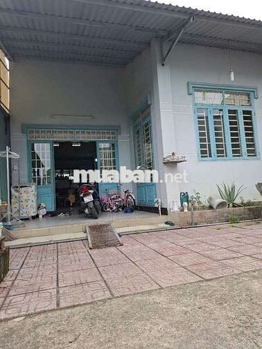 BÁN ĐẤT TẶNG NHÀ CẤP 4 112,3M2 SỔ RIÊNG ĐƯONG LÝ THƯƠNG KIỆT TT DĨ AN