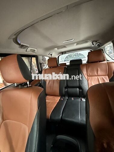 Toyota Innova Ventu 2019 số tự động màu đen