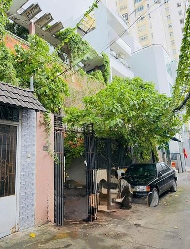 Chính chủ bán nhà đất hiếm - hẻm xe hơi DT 223m - giá 38 tỉ