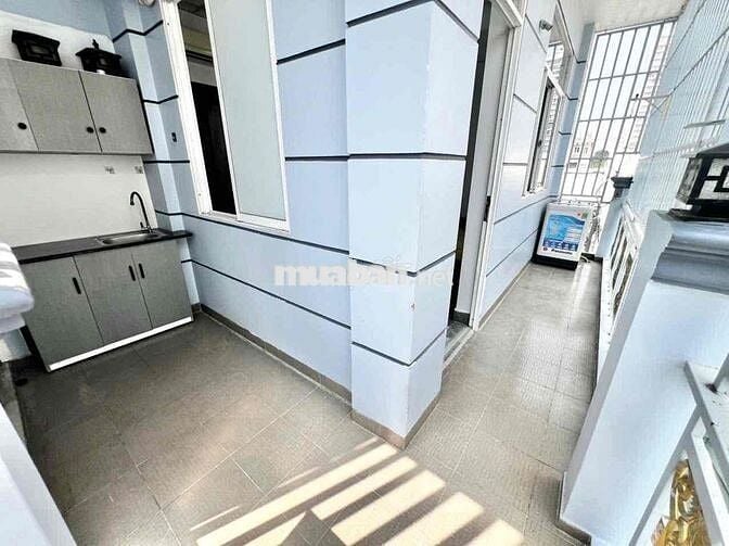 Căn hộ ban công Tách bếp , Phạm Thế hiển F3 Gần cầu chữ Y có máy giặt