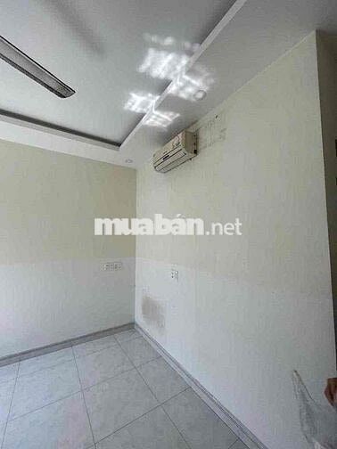 Mặt tiền đường Rạch Bùng Binh, Quận 3 (4 lầu CHO LÀM CHDV)