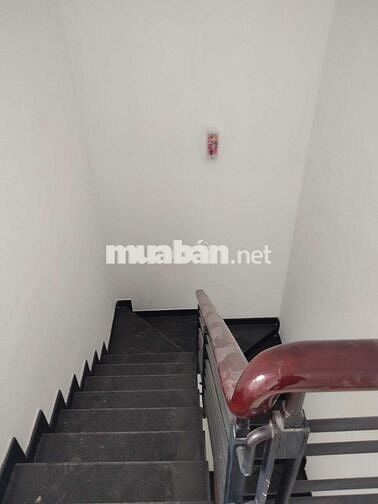 Nhà cho thuê khu Tên Lửa (3PN 4WC) hẻm 8m thông thoáng, nhà mới 100%