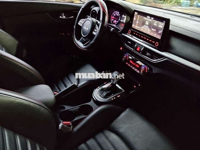 2022 1.6 Turbo GT - 999999 km