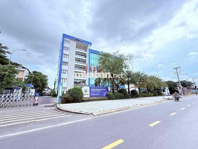 Diện tích khủng 104m 4ty4 Đường Đổ Văn Dậy Hóc môn. Nội thất cao cấp.