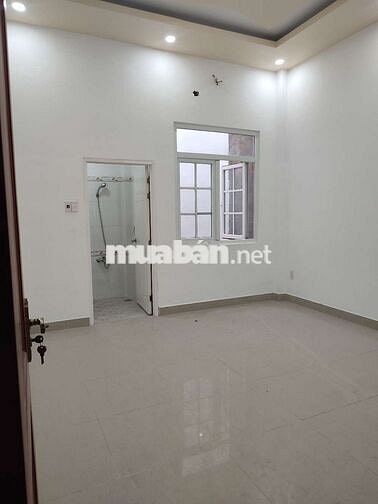 Nhà cho thuê khu Tên Lửa (3PN 4WC) hẻm 8m thông thoáng, nhà mới 100%