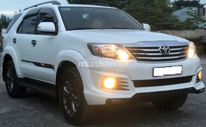 🚘 Bán Toyota Fortuner TRD Sportivo 2016 – Màu trắng thể thao, cực đẹp