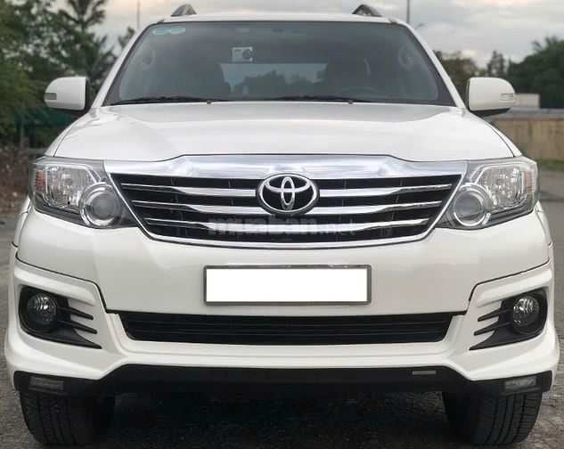🚘 Bán Toyota Fortuner TRD Sportivo 2016 – Màu trắng thể thao, cực đẹp