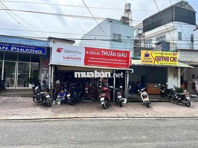 BÁN GẤP LÔ ĐẤT 2 MẶT TIỀN BỜ HỒ TRUNG TÂM TP BẢO LỘC