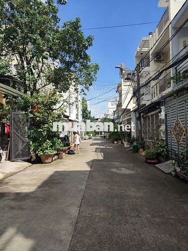 Nhà cho thuê khu Tên Lửa (3PN 4WC) hẻm 8m thông thoáng, nhà mới 100%