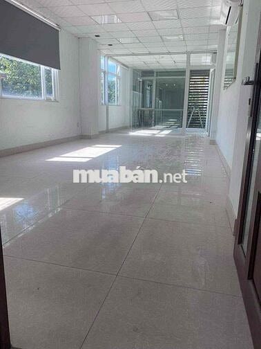 CHO THUÊ MẶT BẰNG - ĐƯỜNG TRẦN QUANG KHẢI. QUẬN 1