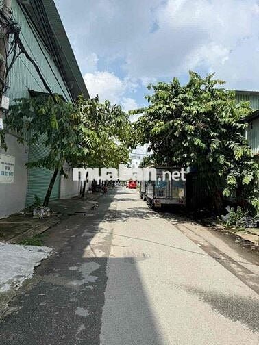 kho cho thuê mới an dương vương p16q8 DT 144m giá 12tr