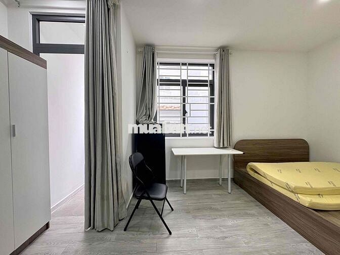 Cho Thuê Căn Studio Ban Công Cửa Sổ Full NT Ngay CMT8 Quận 10