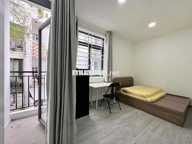 Cho Thuê Căn Studio Ban Công Cửa Sổ Full NT Ngay CMT8 Quận 10