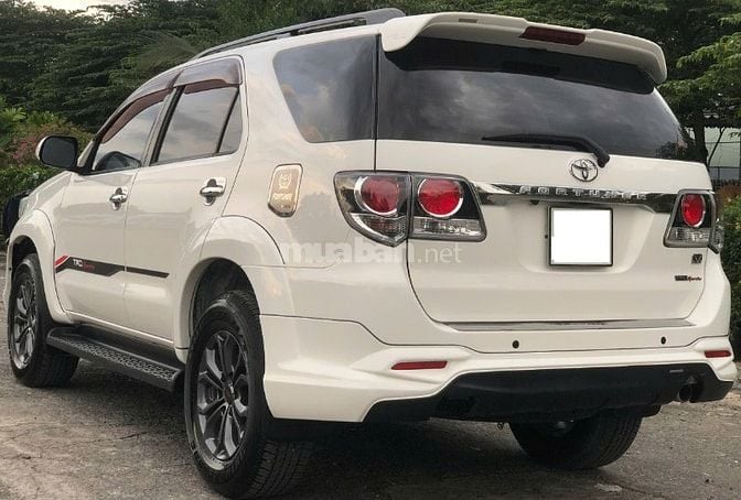 🚘 Bán Toyota Fortuner TRD Sportivo 2016 – Màu trắng thể thao, cực đẹp