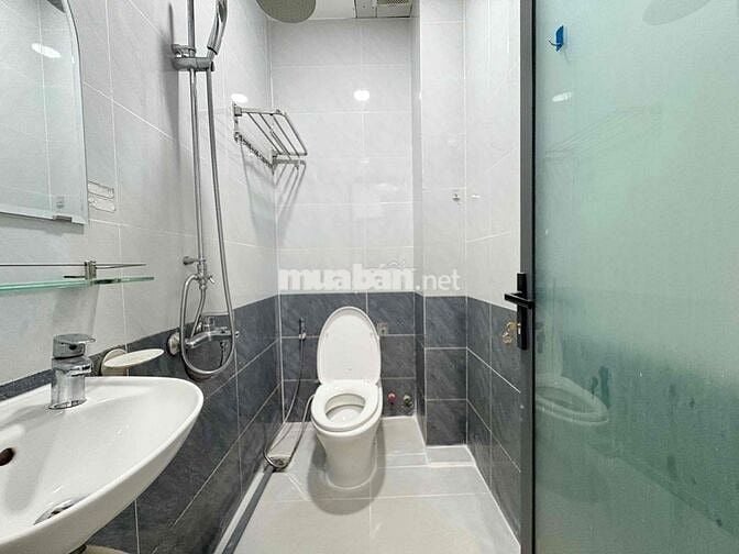 Cho Thuê Căn Studio Ban Công Cửa Sổ Full NT Ngay CMT8 Quận 10