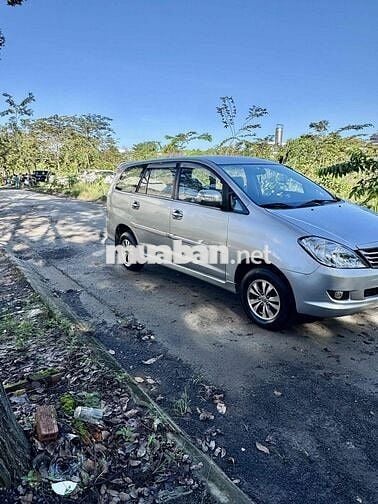 Toyota Innova 2008 - 200000 km