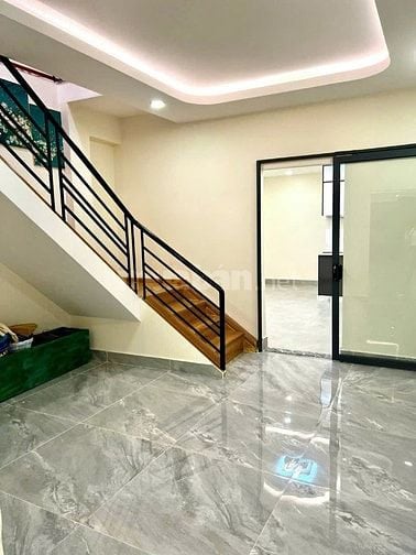 Nhà mặt tiền khu ẩm thực người Hoa Quận 11, DT 4x20m, giá chỉ 13 TỶ