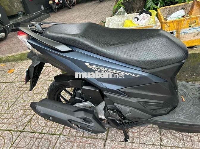 bán vario 150 mẩu củ, zin, chính chủ