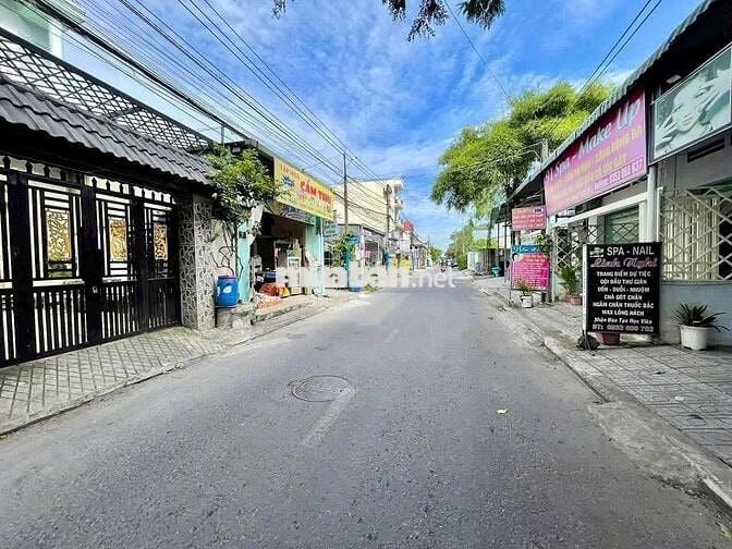 BÁN GẤP NHÀ MẶT TIỀN NGUYỄN THỊ CHẠY NGAY CHỢ TÂN LONG