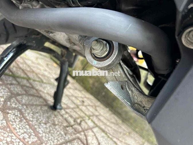 bán vario 150 mẩu củ, zin, chính chủ