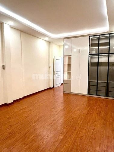 Nhà mặt tiền khu ẩm thực người Hoa Quận 11, DT 4x20m, giá chỉ 13 TỶ