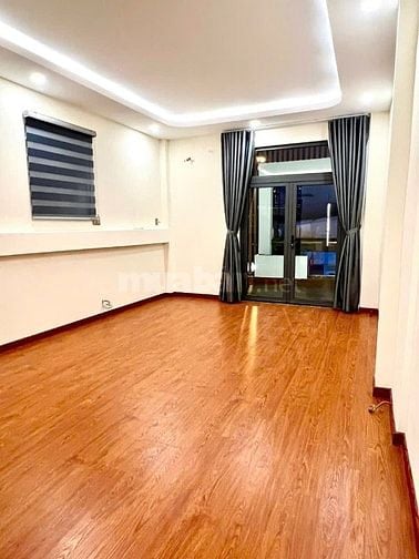 Nhà mặt tiền khu ẩm thực người Hoa Quận 11, DT 4x20m, giá chỉ 13 TỶ