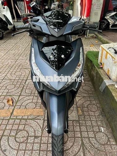 bán vario 150 mẩu củ, zin, chính chủ