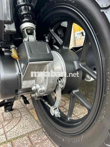 bán vario 150 mẩu củ, zin, chính chủ