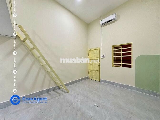 Phòng rộng 40m2 - Nguyễn Tri Phương - Gần cầu vượt Linh Xuân