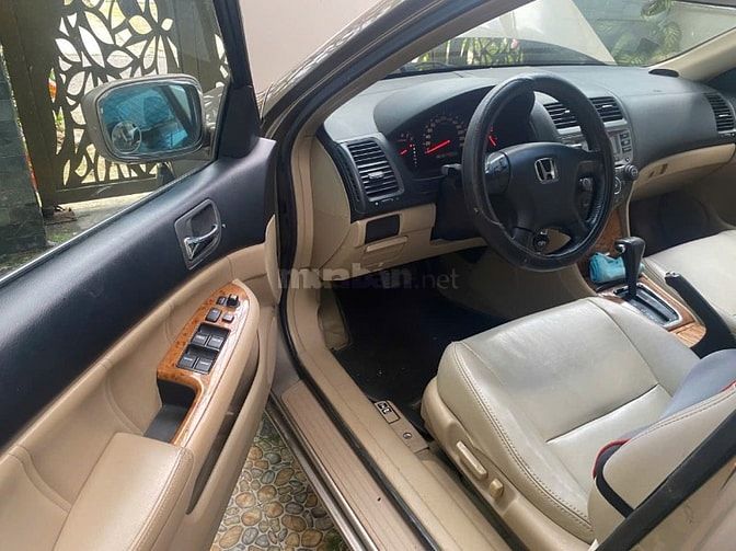 -Xe mới Sơn Spa nội ngoại thất như hình… -Đồng máy gầm Zin…