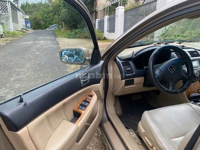 -Xe mới Sơn Spa nội ngoại thất như hình… -Đồng máy gầm Zin…