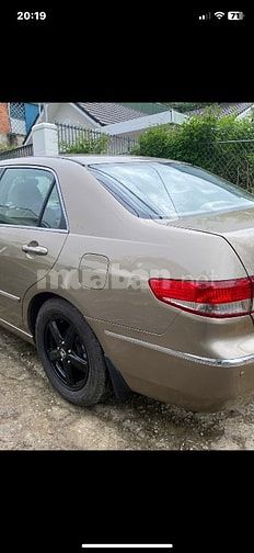 -Xe mới Sơn Spa nội ngoại thất như hình… -Đồng máy gầm Zin…