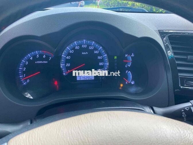 Toyota Fortuner 2015 2.7V 4x2 AT - 68000 km