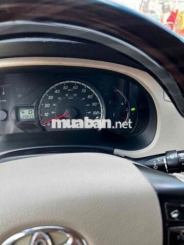 Bán xe Toyota Sienna 2010 3.5L
